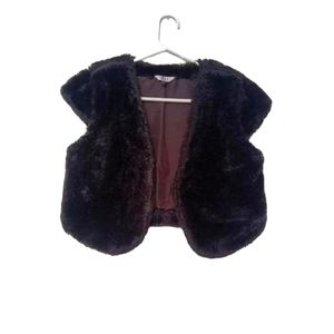 Faux fur sleeveless cardigan